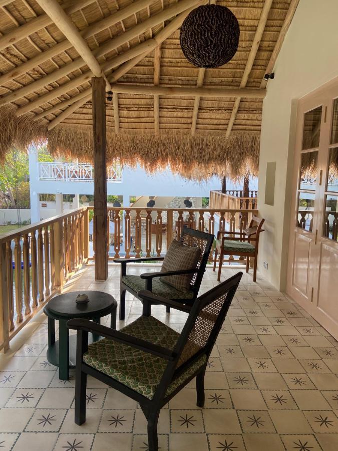 Halcyon Mawella Hotell Tangalle Exteriör bild